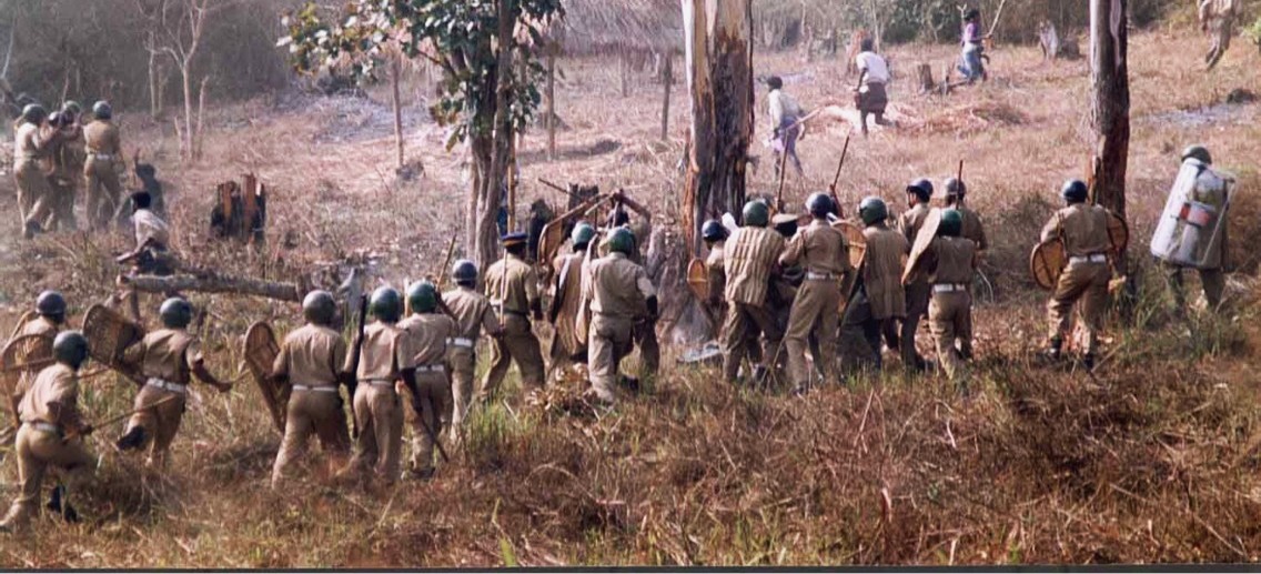 ആദിവാസികളുടെ കൊലച്ചോർ വേവിക്കുന്നവരോട്