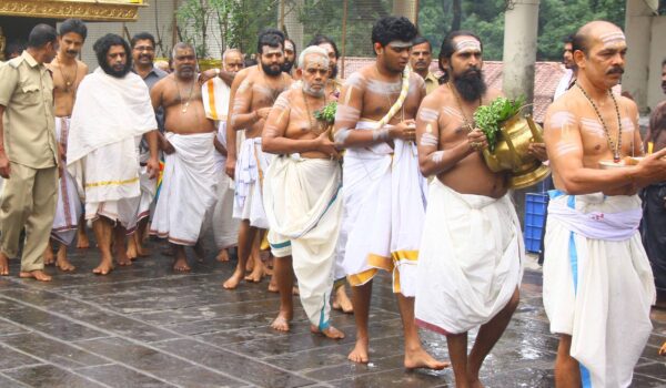 From Acharam to Knowledge: Claims of Caste Dominance in Twentieth-century Malabar