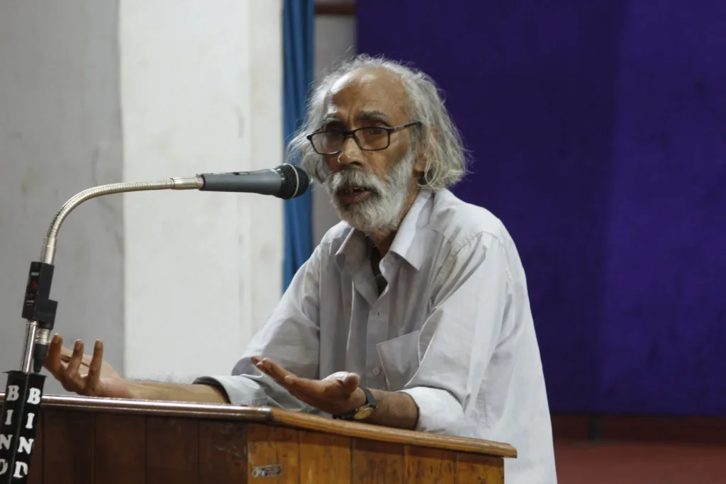 T. G. Jacob addressing a solidarity meeting in Kozhikode in support of the farmers’ strike in Delhi.