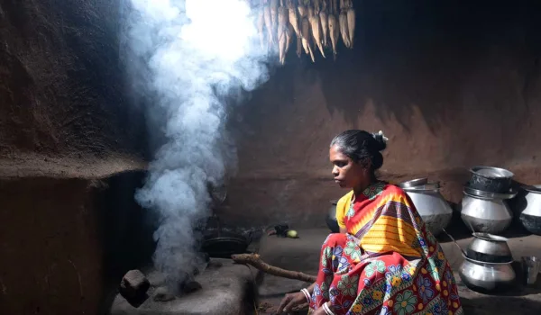 How Energy Poverty Keeps Clean Cooking Beyond the Reach of Poor Migrants