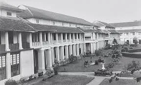 Maharajas College, Ernakulam