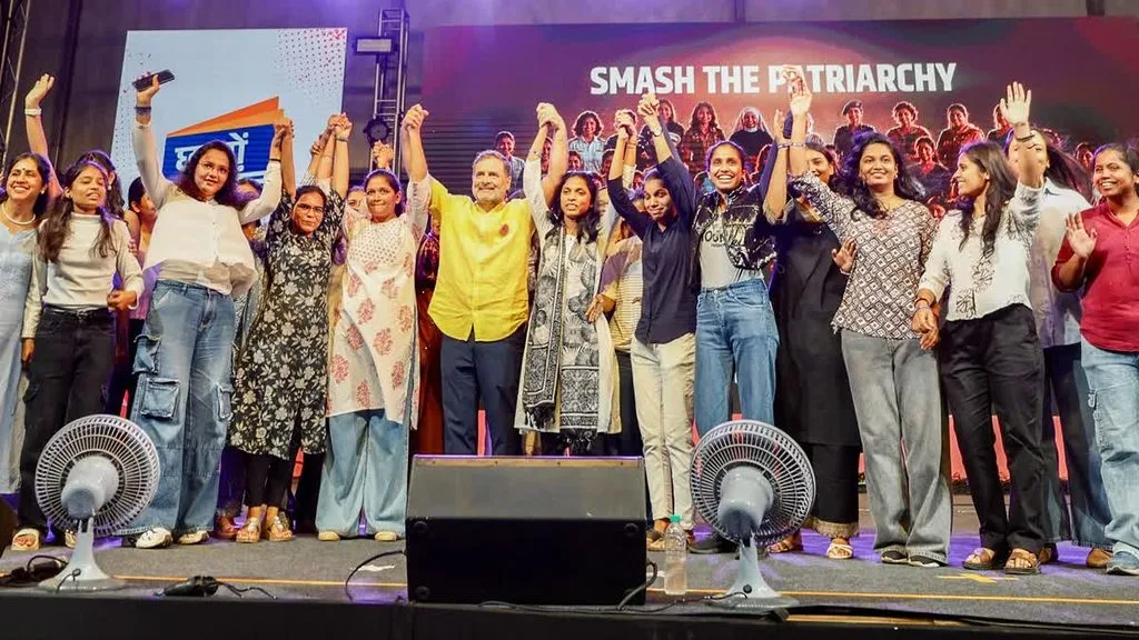 Leader of Opposition in the Lok Sabha Rahul Gandhi during the women-special ‘Chhatron Ki Goonj’ programme as part of the nationwide student outreach campaign in Pune, Maharashtra (IANS)