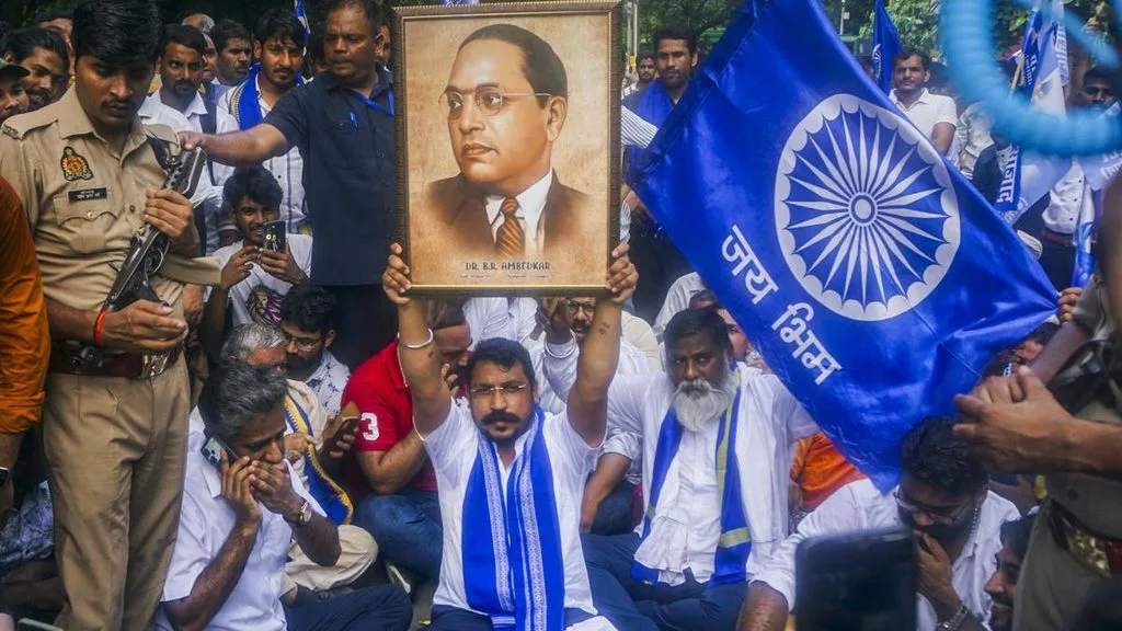 Aazad Samaj Party Chief Chandra Shekhar Aazad along with Bhim Army workers, stages a protest against the Supreme Court's recent ruling on the sub-classification of SC/STs